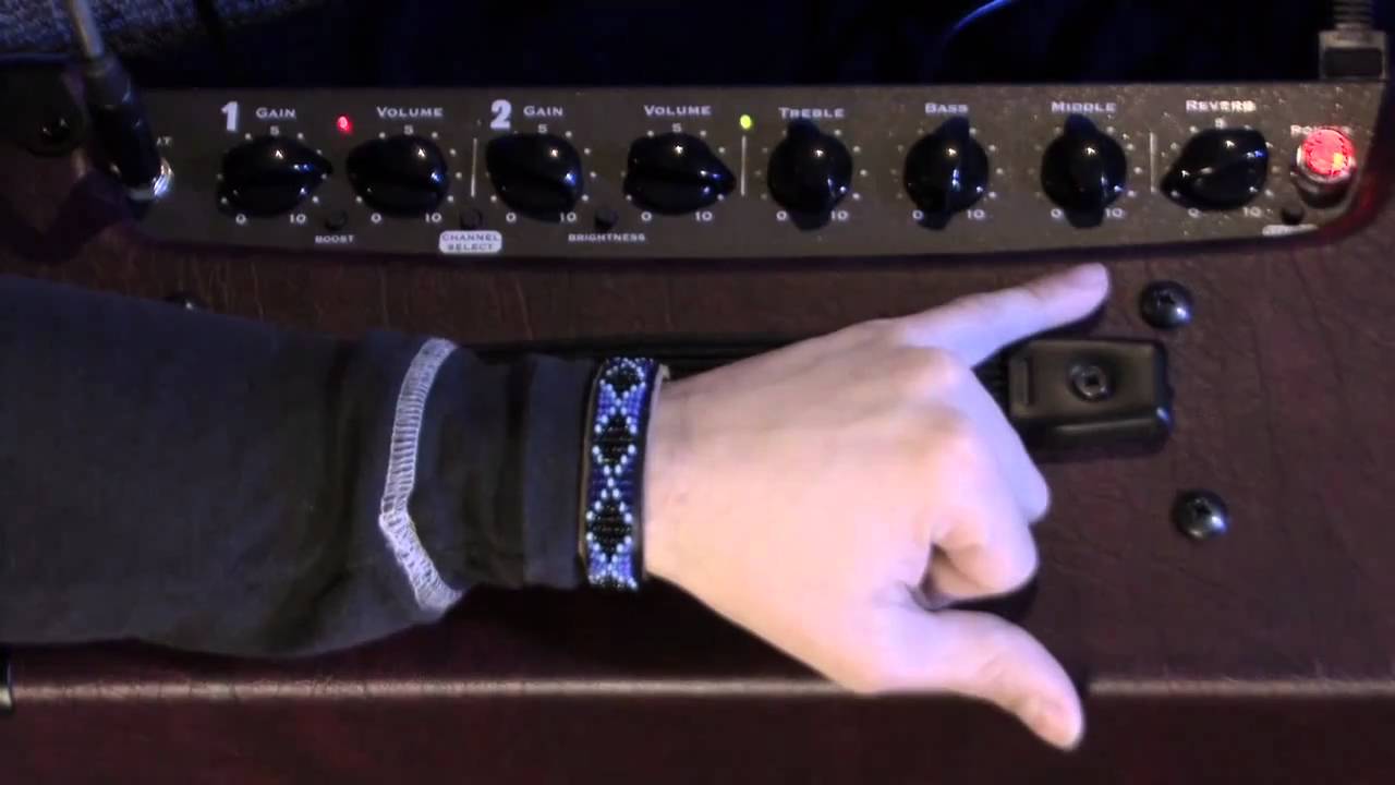Traynor YCV20WR Tube Amp Review Guitareo
